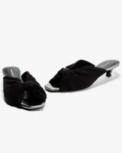 Curfew Kitten Heel - Black