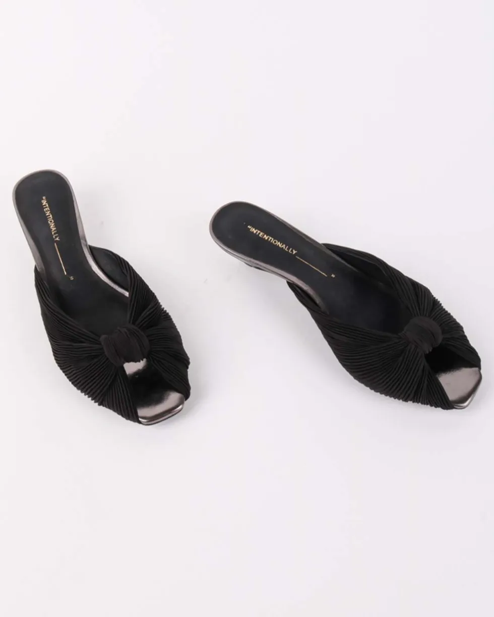 Curfew Kitten Heel - Black