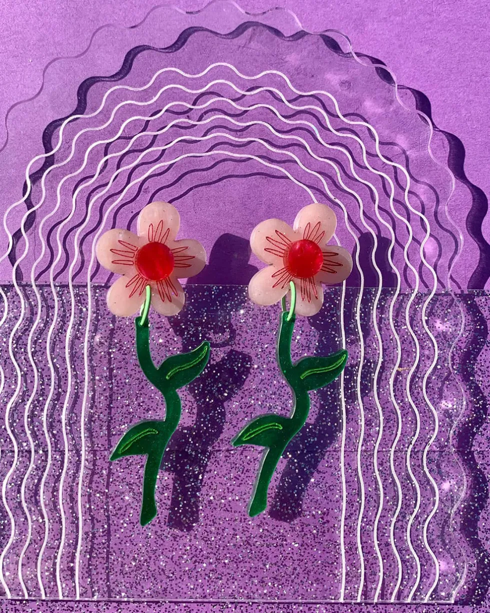 From The Garden Earrings - Wavy Daisies