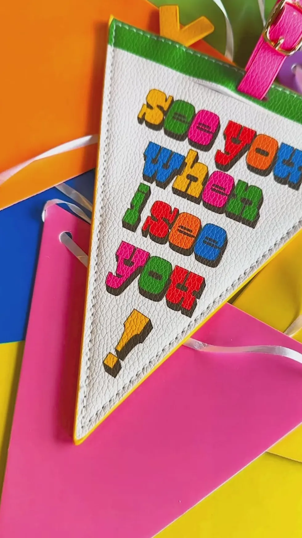 Getaway Shaped Luggage Tag - Pennant