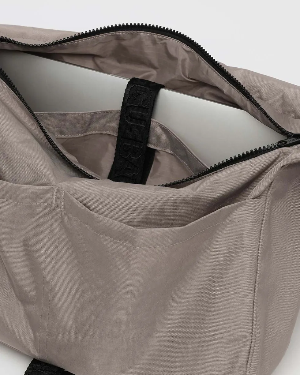 Nylon Messenger Bag - Dove