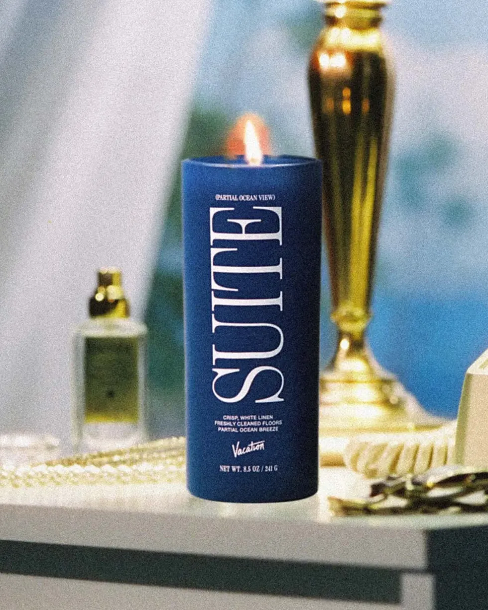 Partial Ocean View Suite Candle