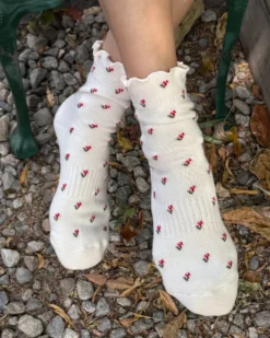 Petal Ruffled Hugger Crew Socks - Cream Petal