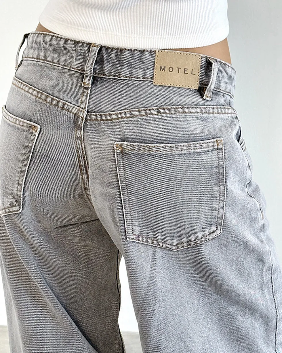 Roomy Extra Wide Low Rise Jeans - Grey Wash