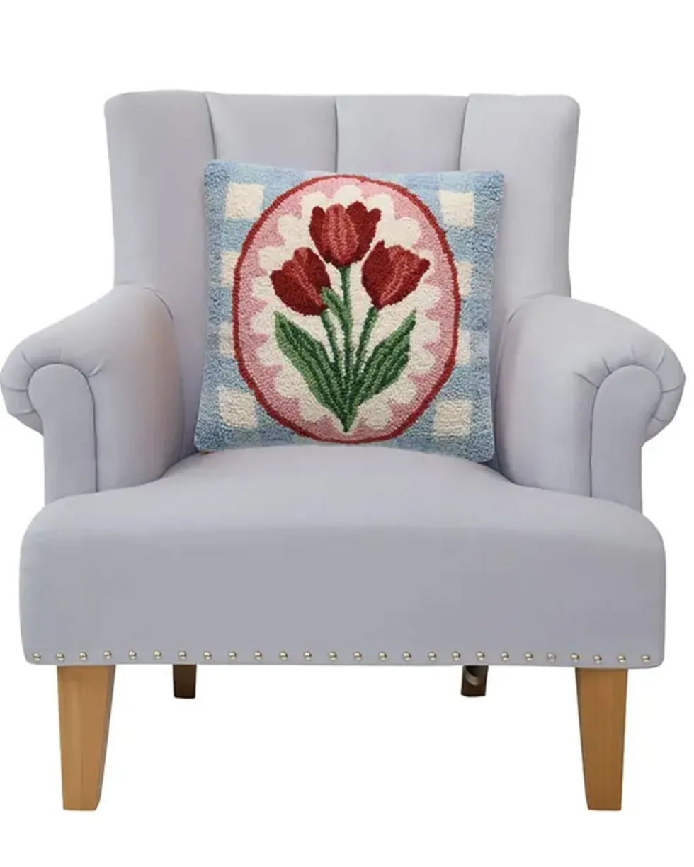 Tulip Frame Hook Pillow