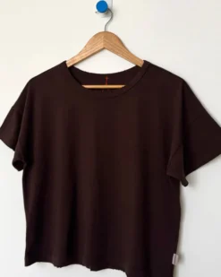 Vintage Fille Tee - Dark Cacao