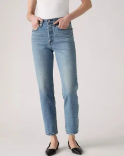 Wedgie Straight Jeans - Invest Access